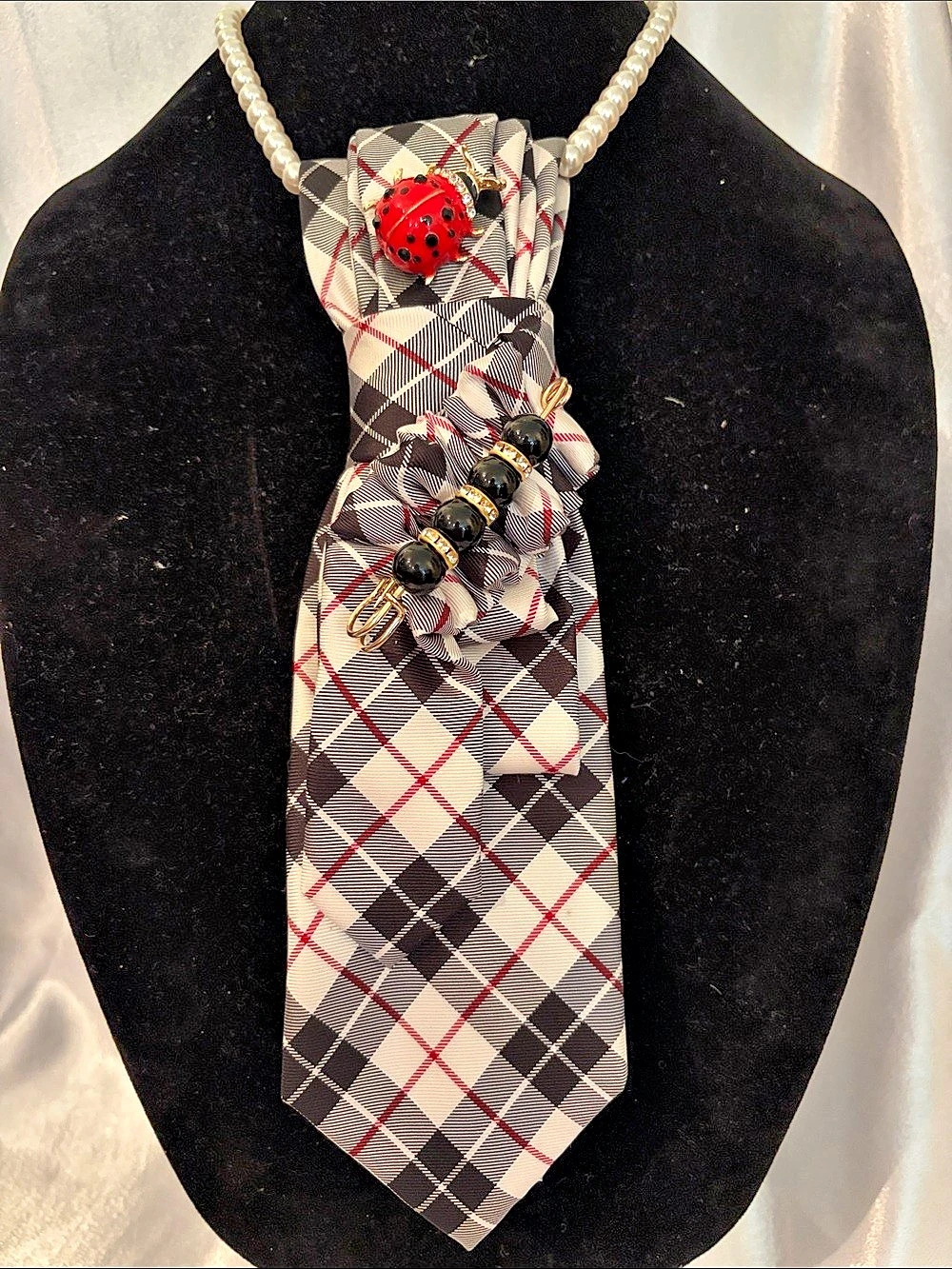 Plaid Scarf Necklace in Black & White